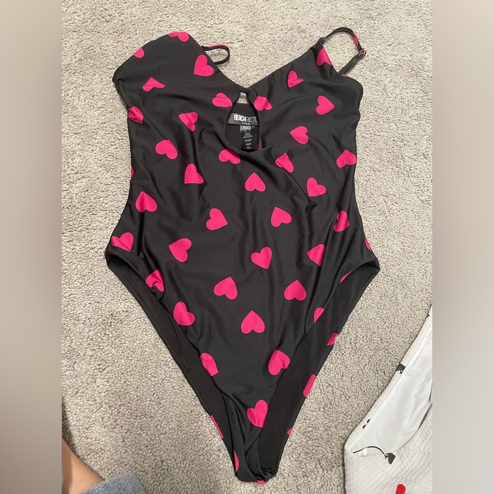 Beach riot Priscilla one piece bathing suit. Size large - Picture 3 of 3